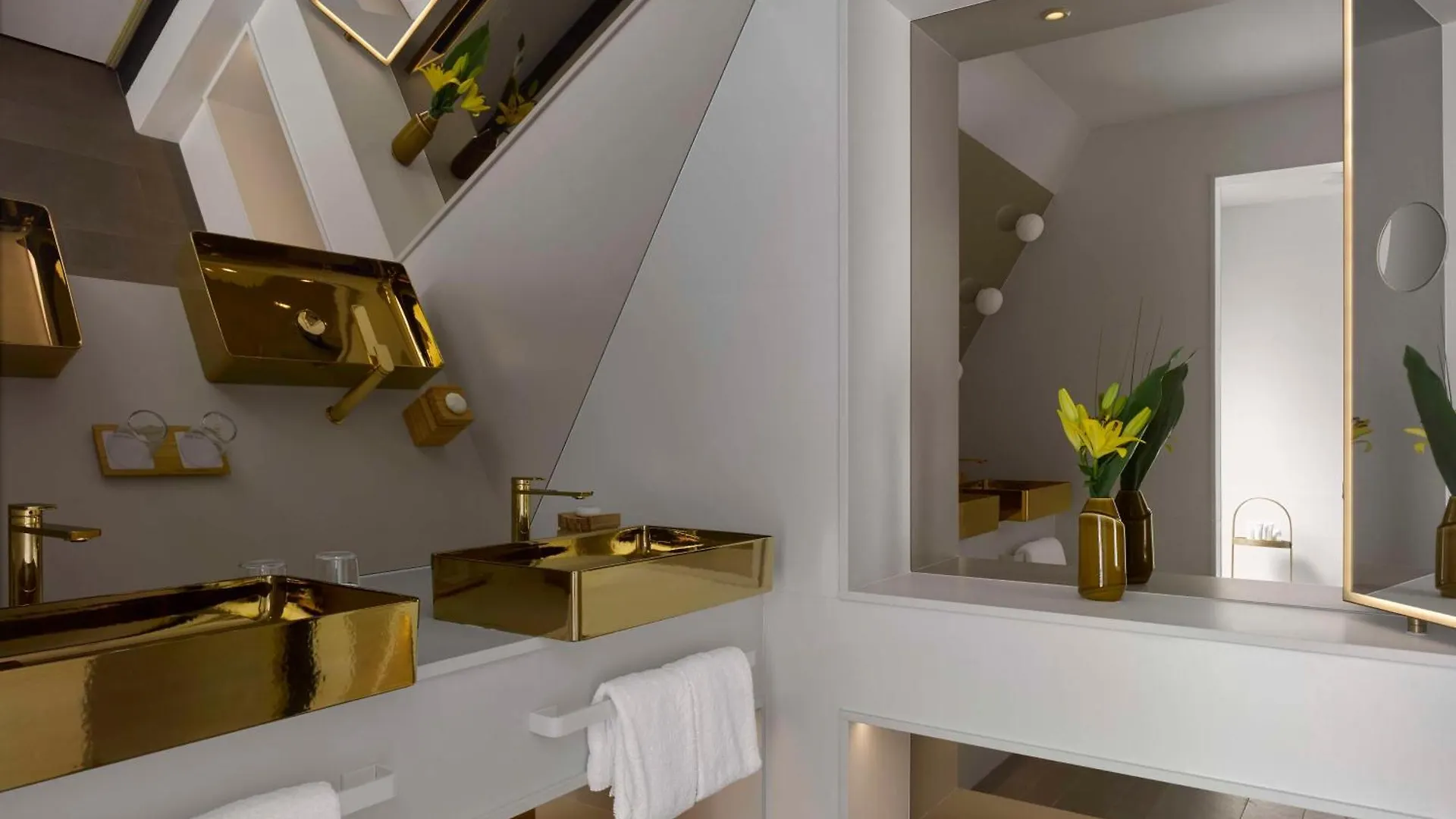 Nobu Hotel London Shoreditch 5*,